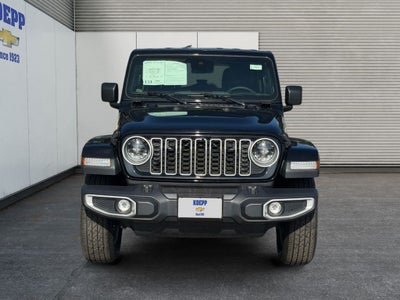 2025 Jeep Wrangler 4-Door Sahara 4x4