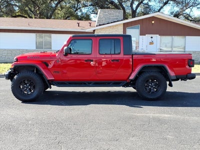 2022 Jeep Gladiator Willys