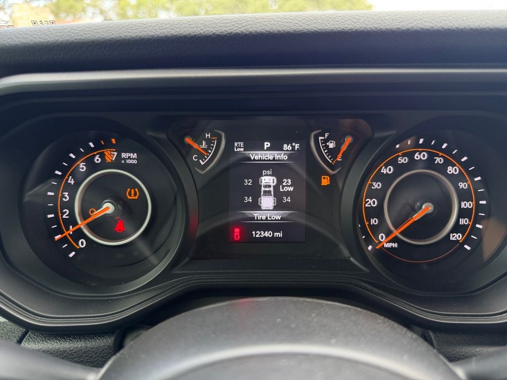 2025 Jeep Gladiator Nighthawk - Photo 14