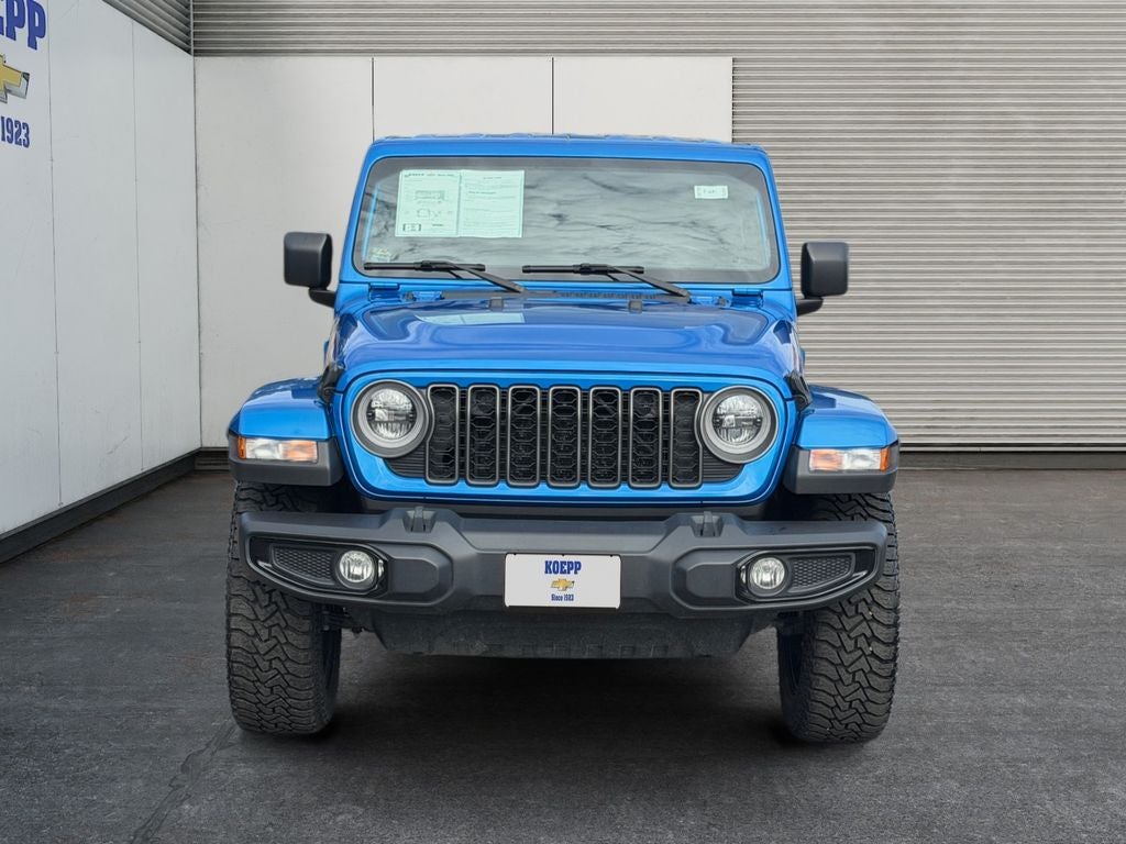 2025 Jeep Gladiator Nighthawk - Photo 8