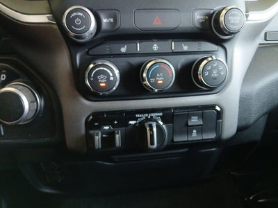2024 RAM 1500 Lone Star Crew Cab 4x2 5'7" Box
