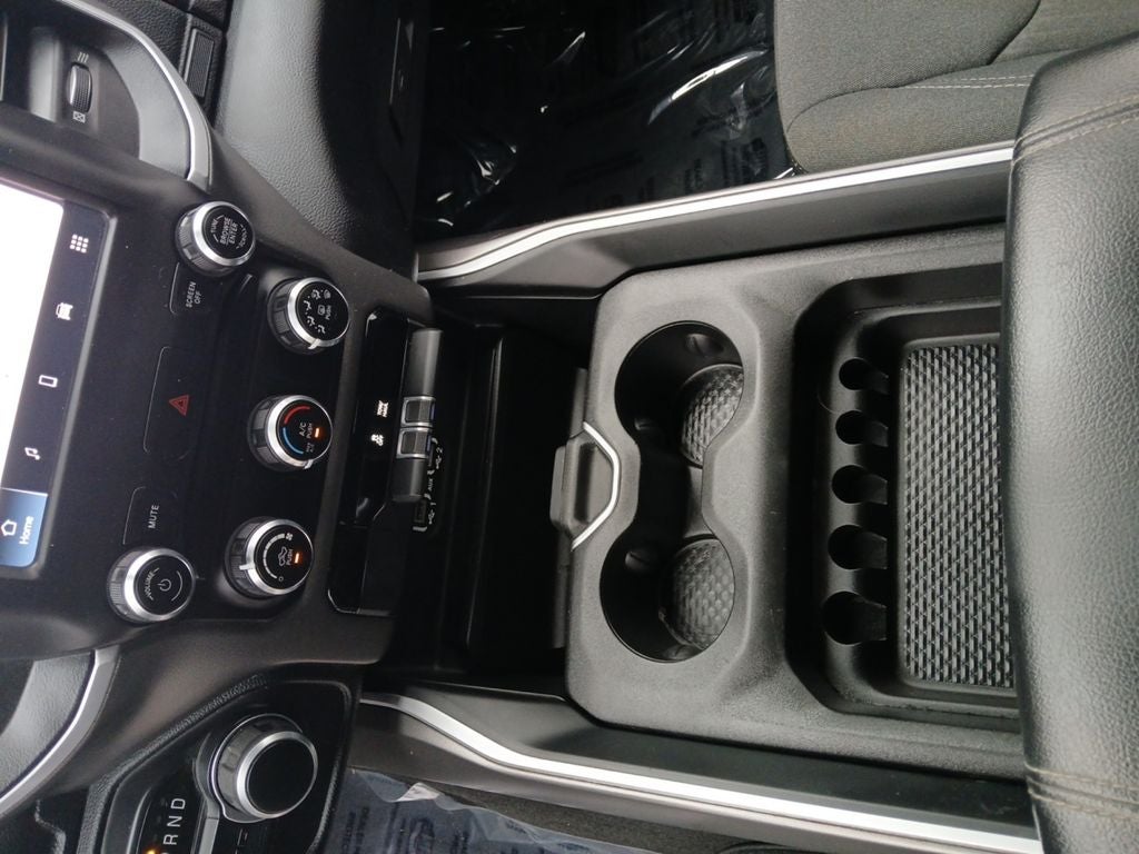 2022 RAM 1500 Lone Star Crew Cab 4x2 5'7" Box