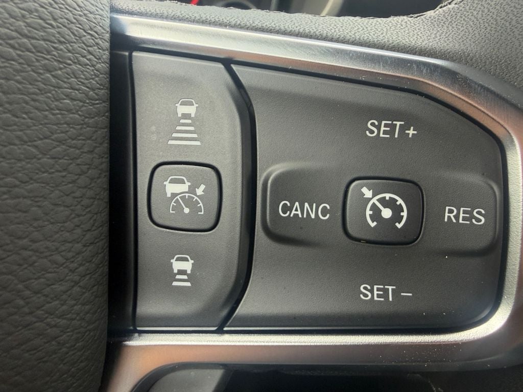 2026 RAM 1500 Lone Star Crew Cab 4x4 5'7" Box
