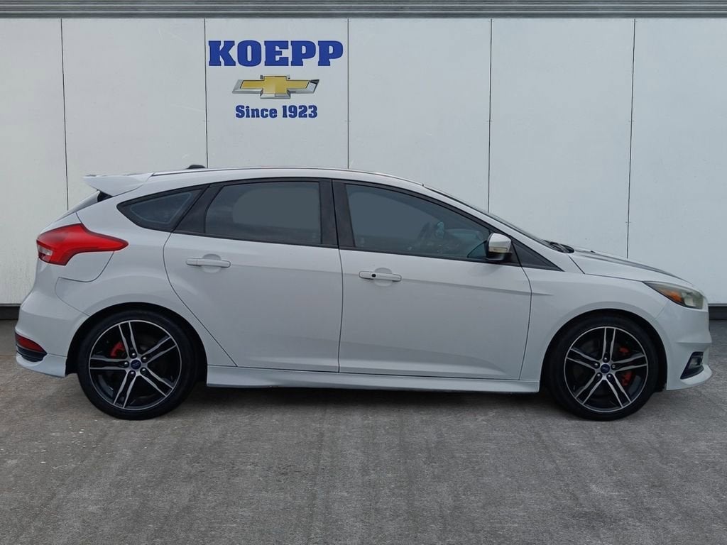 2016 Ford Focus ST