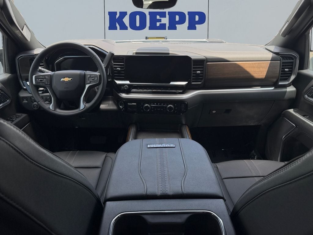 2026 Chevrolet Silverado 3500 HD High Country DRW