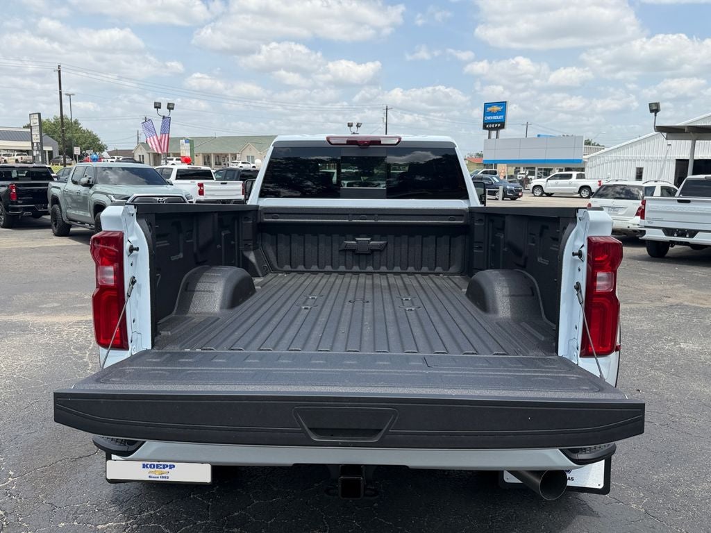 2026 Chevrolet Silverado 3500 HD High Country DRW