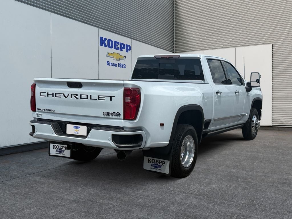 2026 Chevrolet Silverado 3500 HD High Country DRW