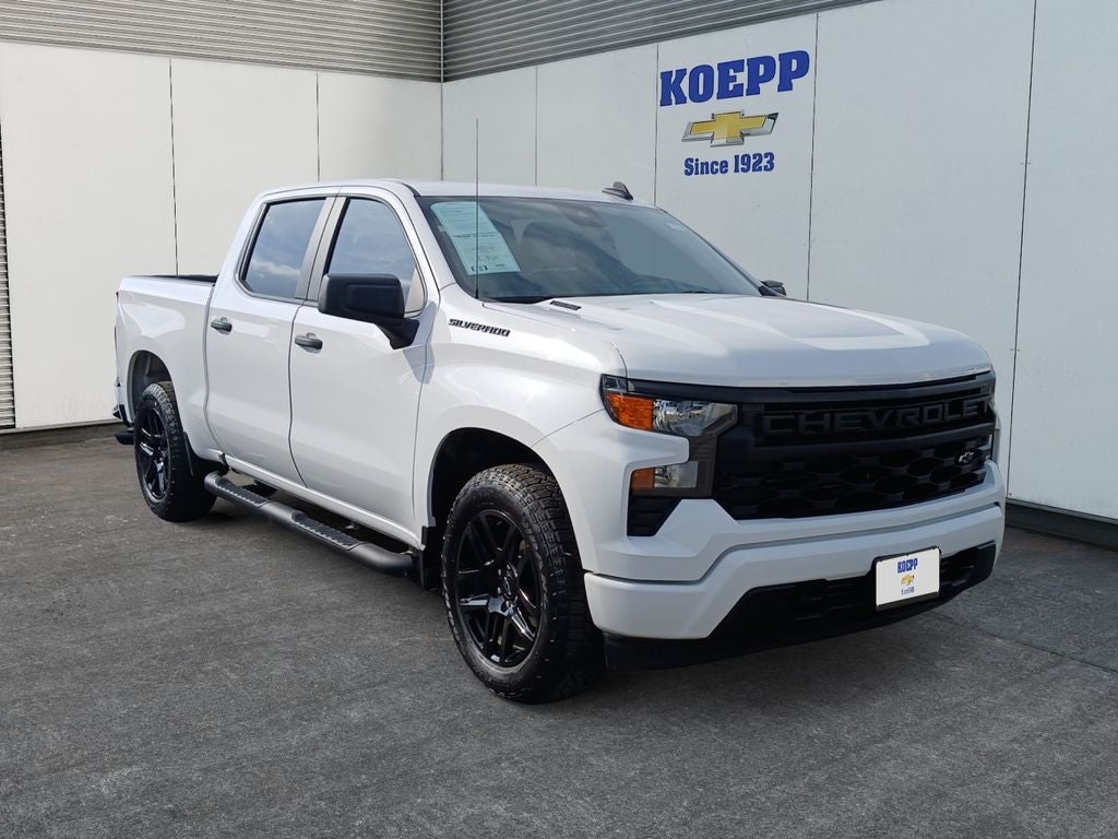2025 Chevrolet Silverado 1500 Custom