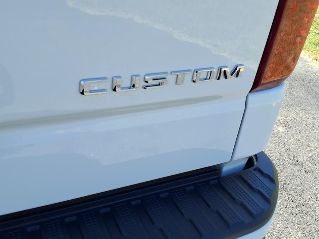 2025 Chevrolet Silverado 1500 Custom