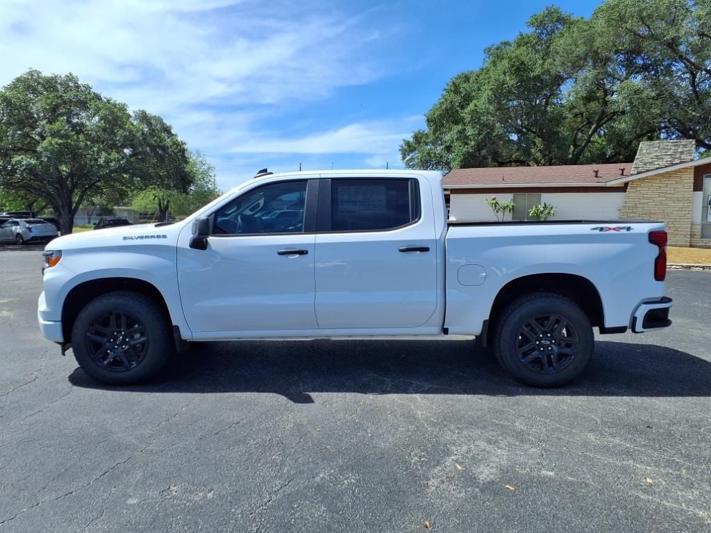 2025 Chevrolet Silverado 1500 Custom