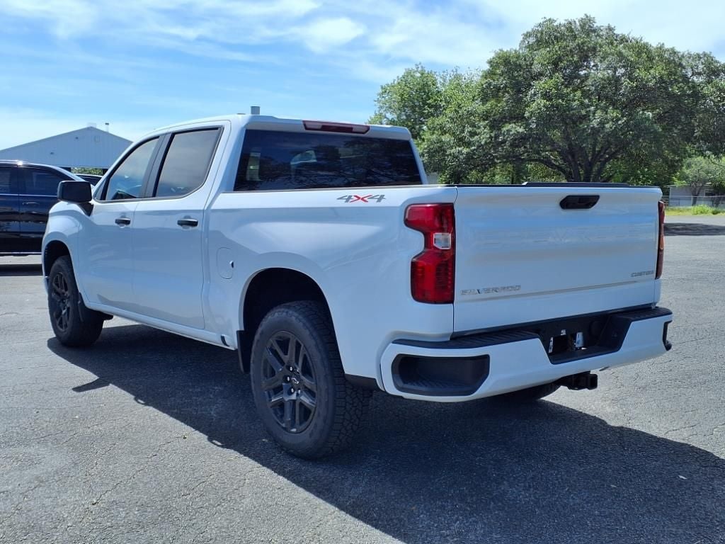 2025 Chevrolet Silverado 1500 Custom