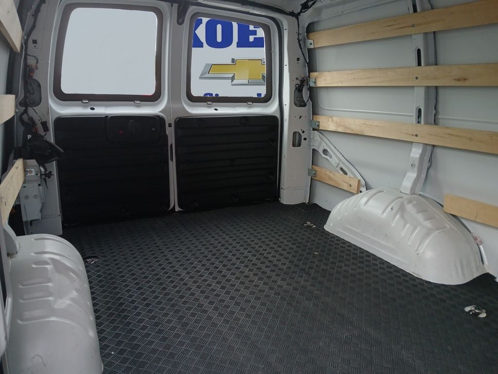 2024 Chevrolet Express Cargo 2500 WT