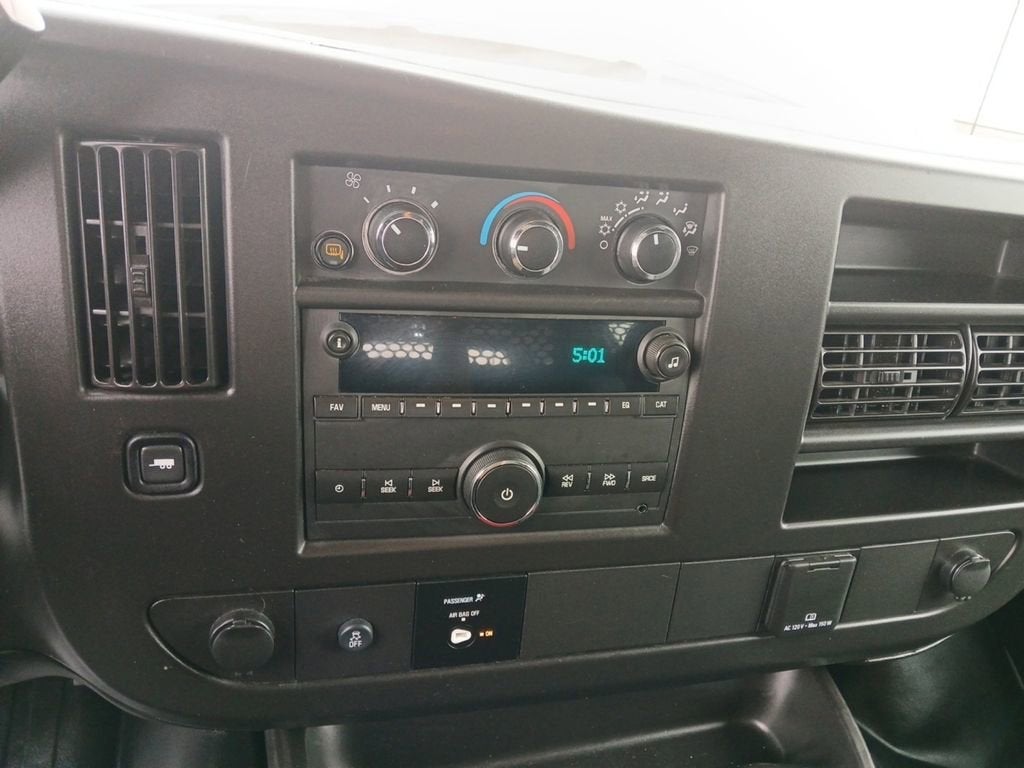 2024 Chevrolet Express Cargo 2500 WT