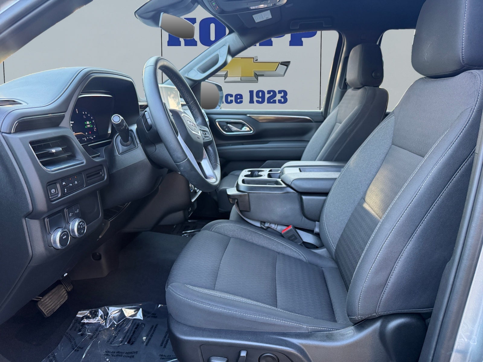 2024 GMC Yukon SLE