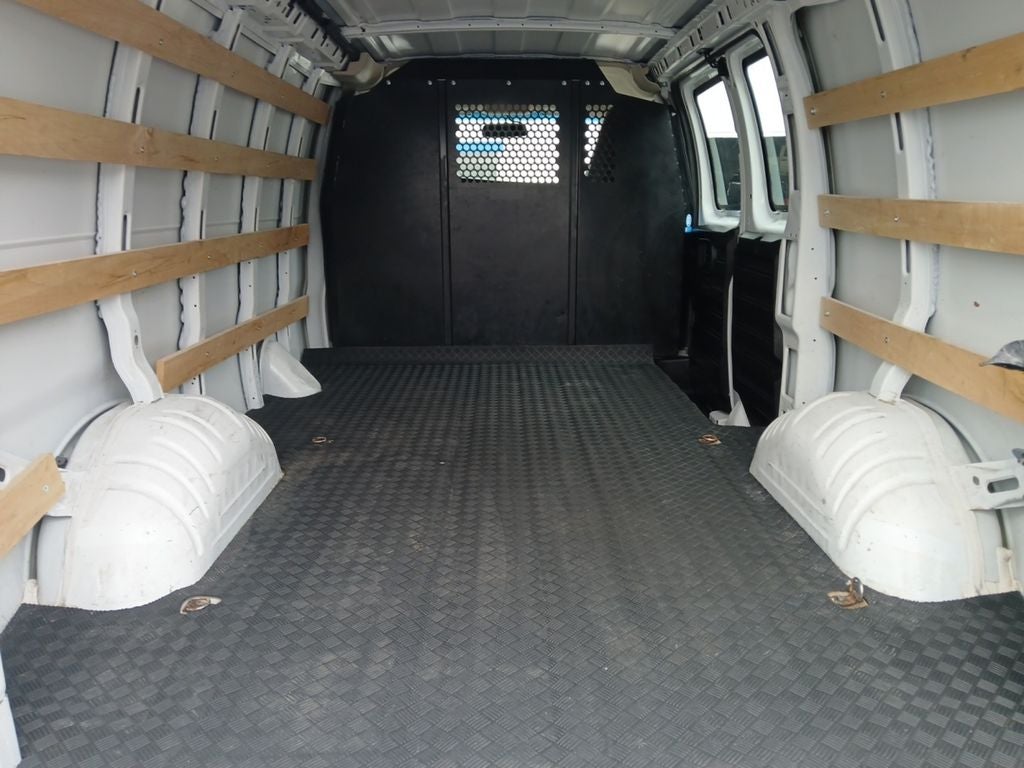 2024 GMC Savana Cargo 2500 Work Van