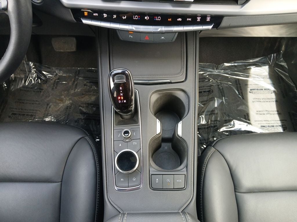 2025 Cadillac XT4 Premium Luxury