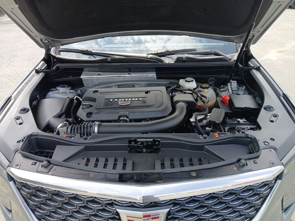 2025 Cadillac XT4 Premium Luxury