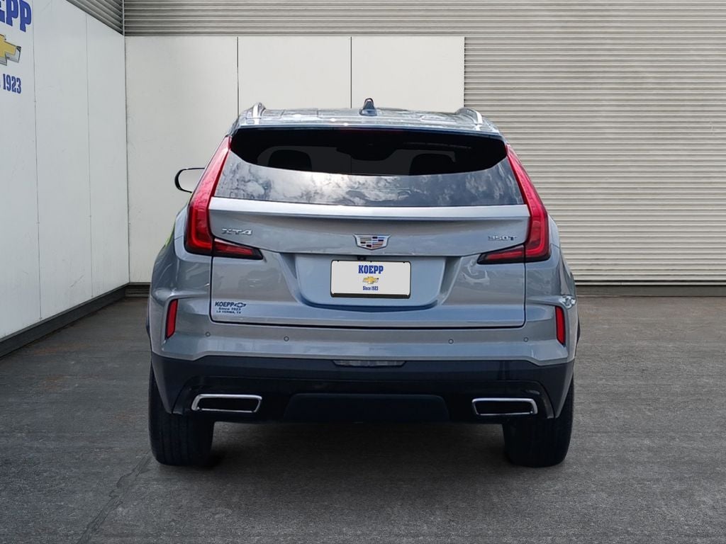 2025 Cadillac XT4 Premium Luxury