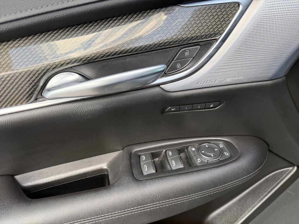 2023 Cadillac XT5 AWD Sport