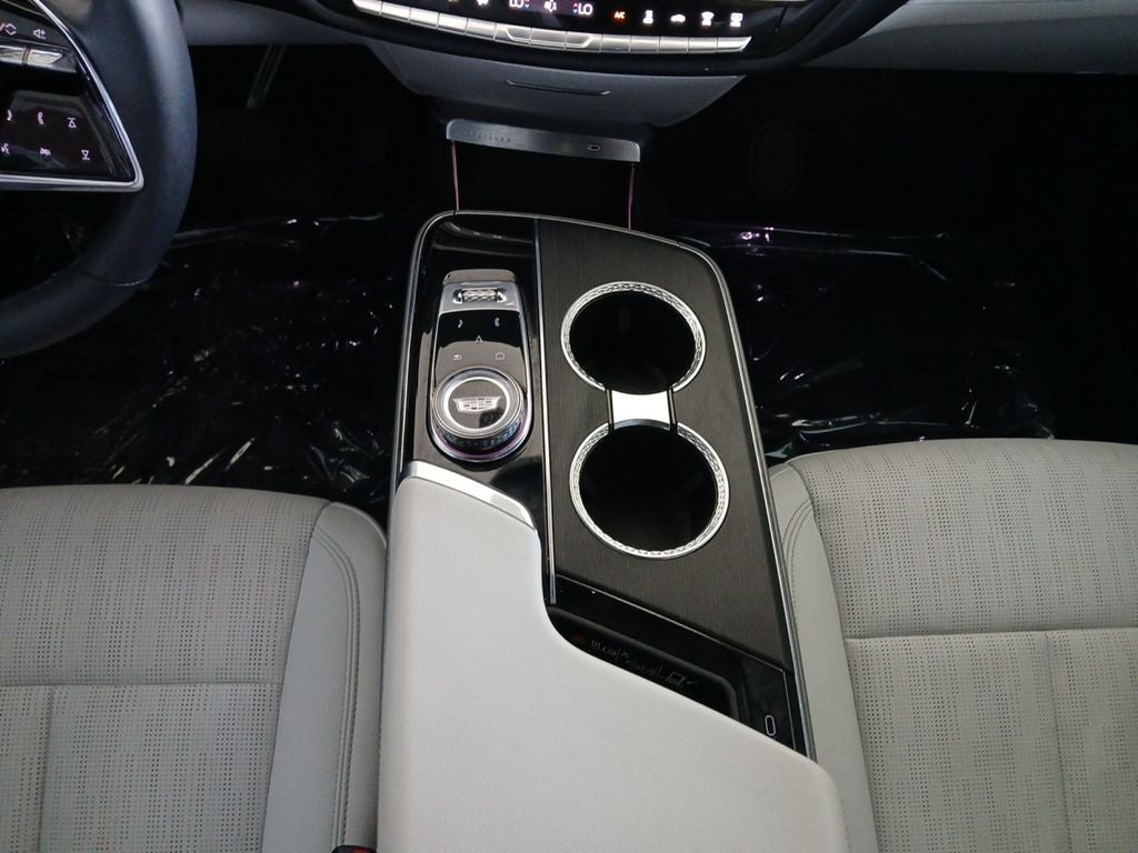 2024 Cadillac LYRIQ Sport 1