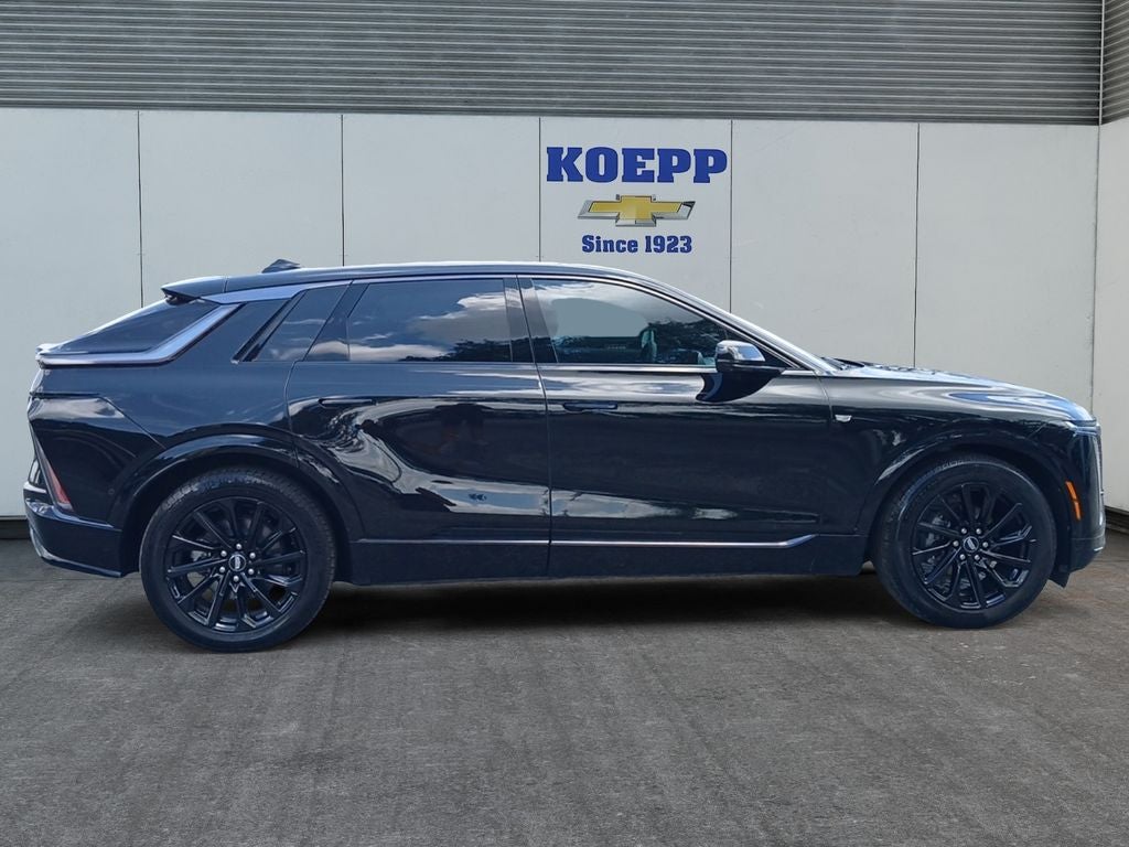 2024 Cadillac LYRIQ Sport 1