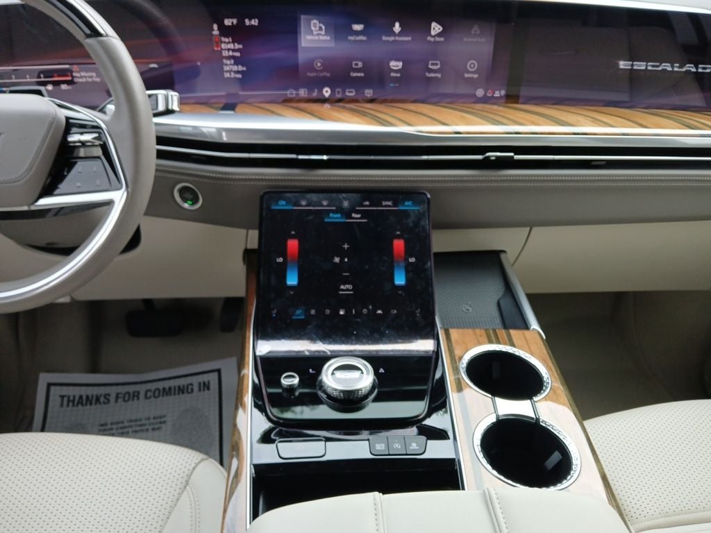 2025 Cadillac Escalade Sport Platinum