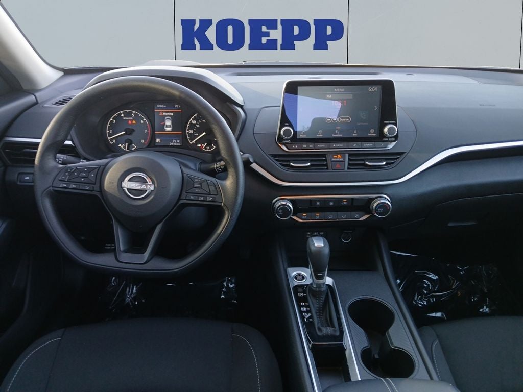 2025 Nissan Altima S FWD
