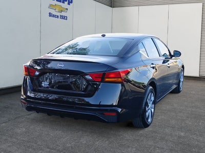2025 Nissan Altima S FWD