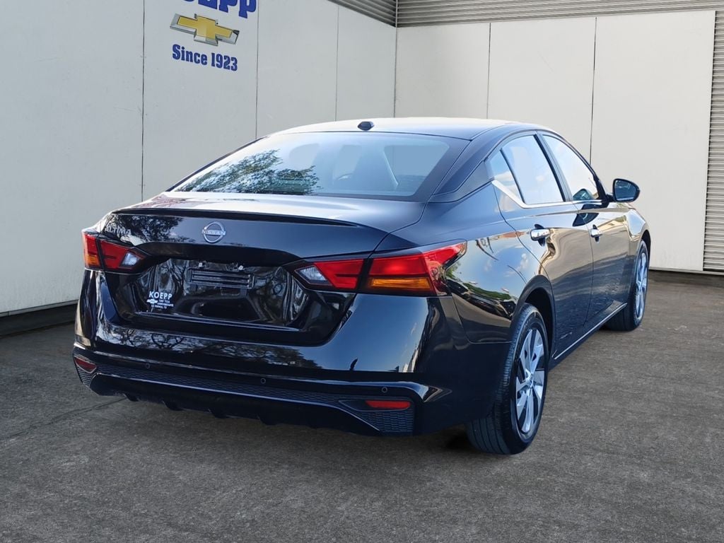 2025 Nissan Altima S FWD