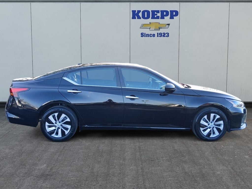 2025 Nissan Altima S FWD