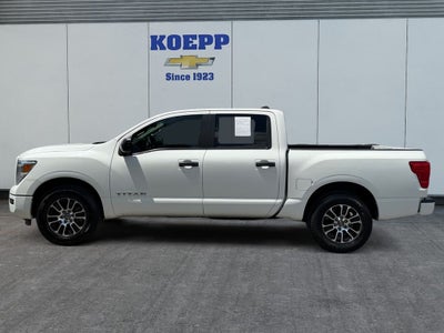 2022 Nissan TITAN Crew Cab SV 4x2