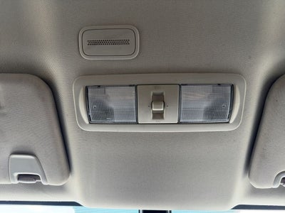 2022 Nissan TITAN Crew Cab SV 4x2