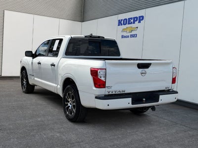 2022 Nissan TITAN Crew Cab SV 4x2