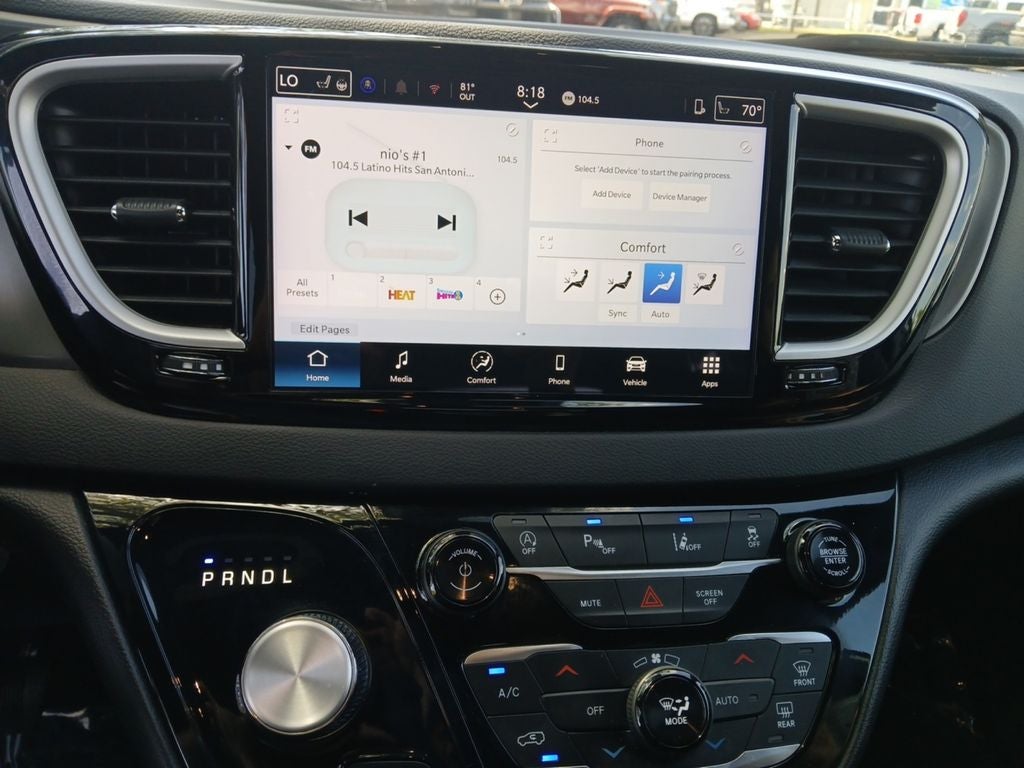 2025 Chrysler Pacifica Select