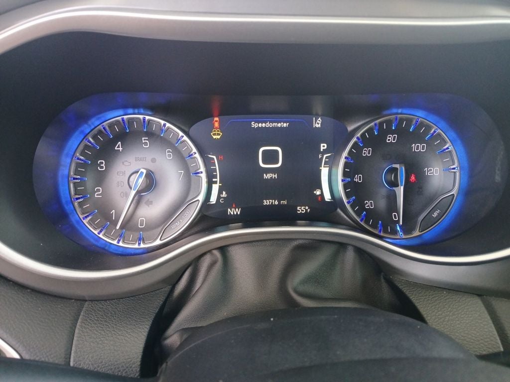 2025 Chrysler Pacifica Select