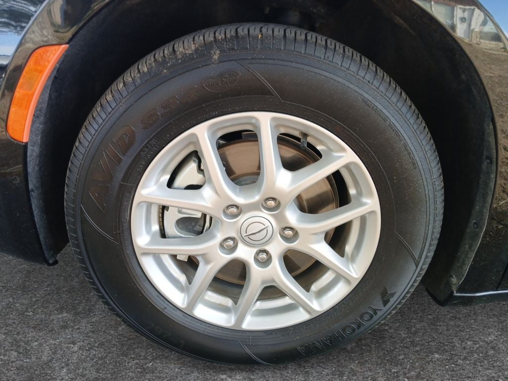 2025 Chrysler Pacifica Select