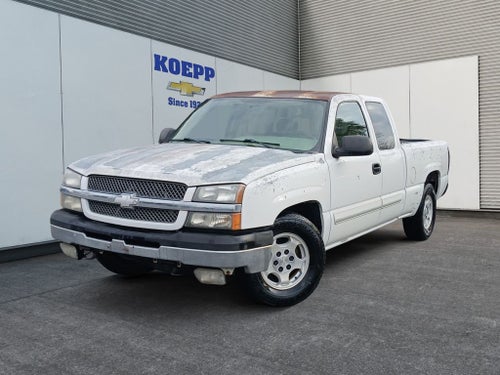 2004 Chevrolet Silverado 1500 LS