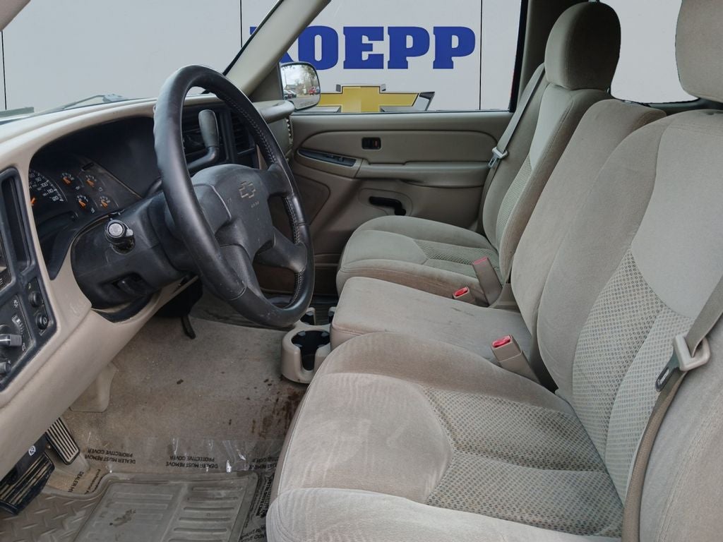 2004 Chevrolet Silverado 1500 LS