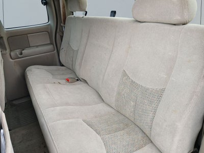 2004 Chevrolet Silverado 1500 LS