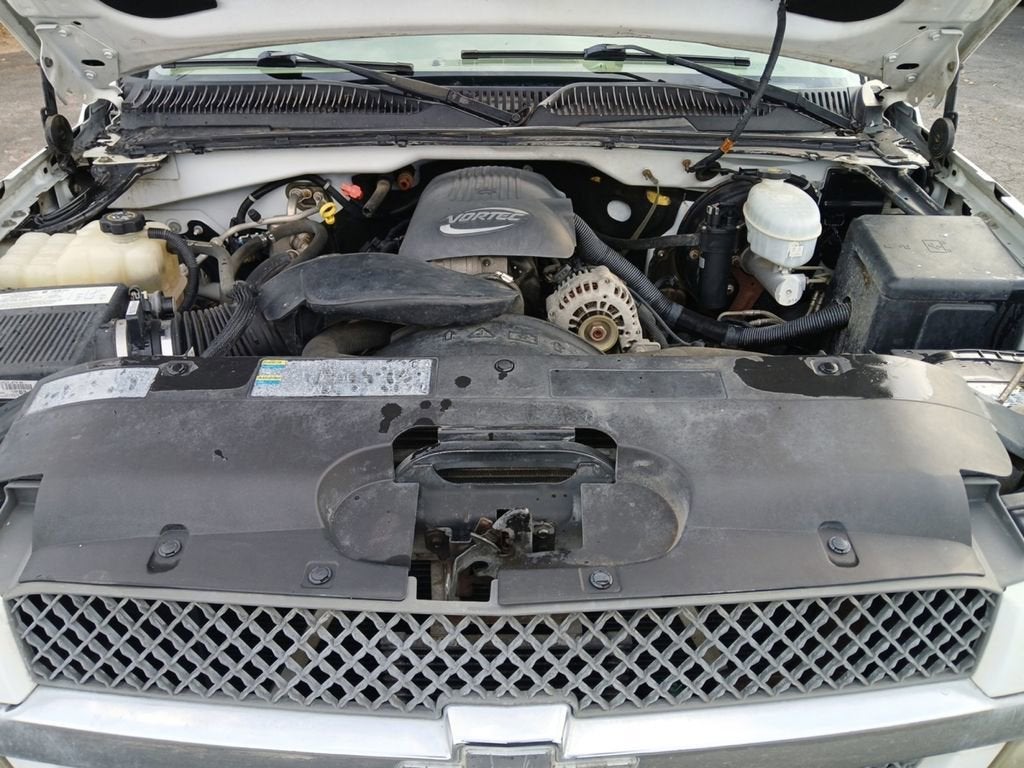 2004 Chevrolet Silverado 1500 LS