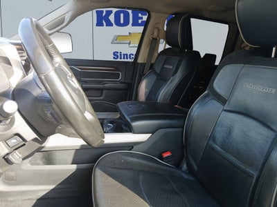 2022 RAM 3500 Laramie Crew Cab 4x4 8' Box