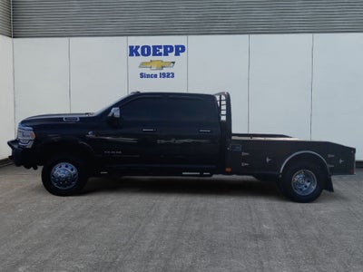 2022 RAM 3500 Laramie Crew Cab 4x4 8' Box