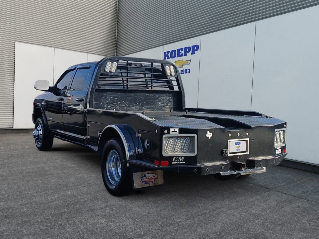 2022 RAM 3500 Laramie Crew Cab 4x4 8' Box