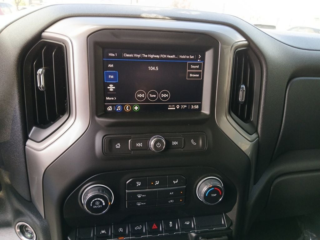 2024 Chevrolet Silverado 1500 Custom