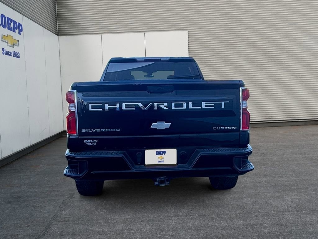 2022 Chevrolet Silverado 1500 LTD Custom