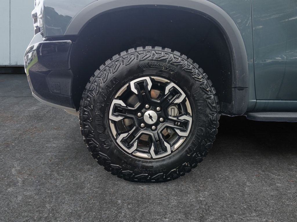 2025 Chevrolet Silverado 1500 ZR2