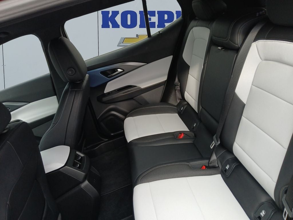 2025 Chevrolet Equinox EV LT