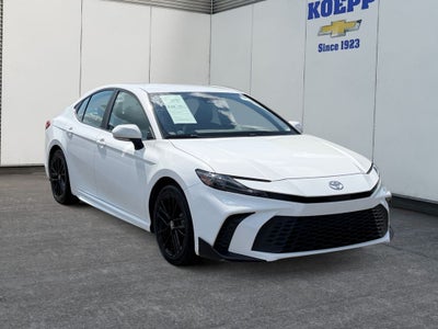 2025 Toyota Camry LE