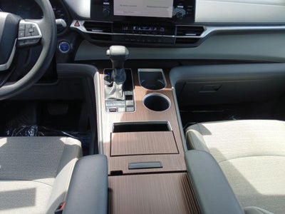 2021 Toyota Sienna LE