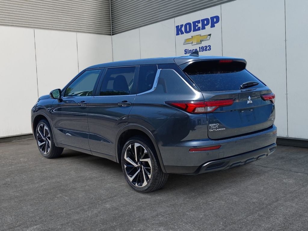 2024 Mitsubishi Outlander SE